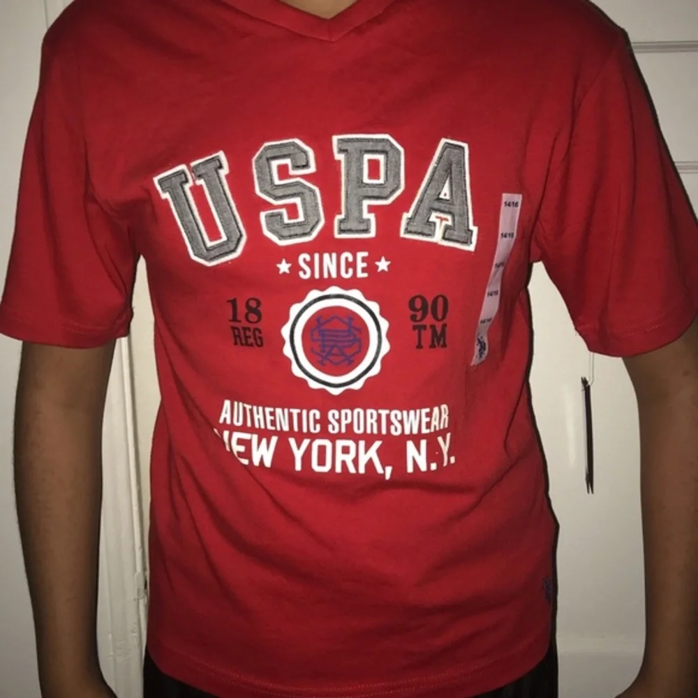 NWT U.S.POLO ASSN.‎ Boys' V-neck T-shirt 💯%cotton